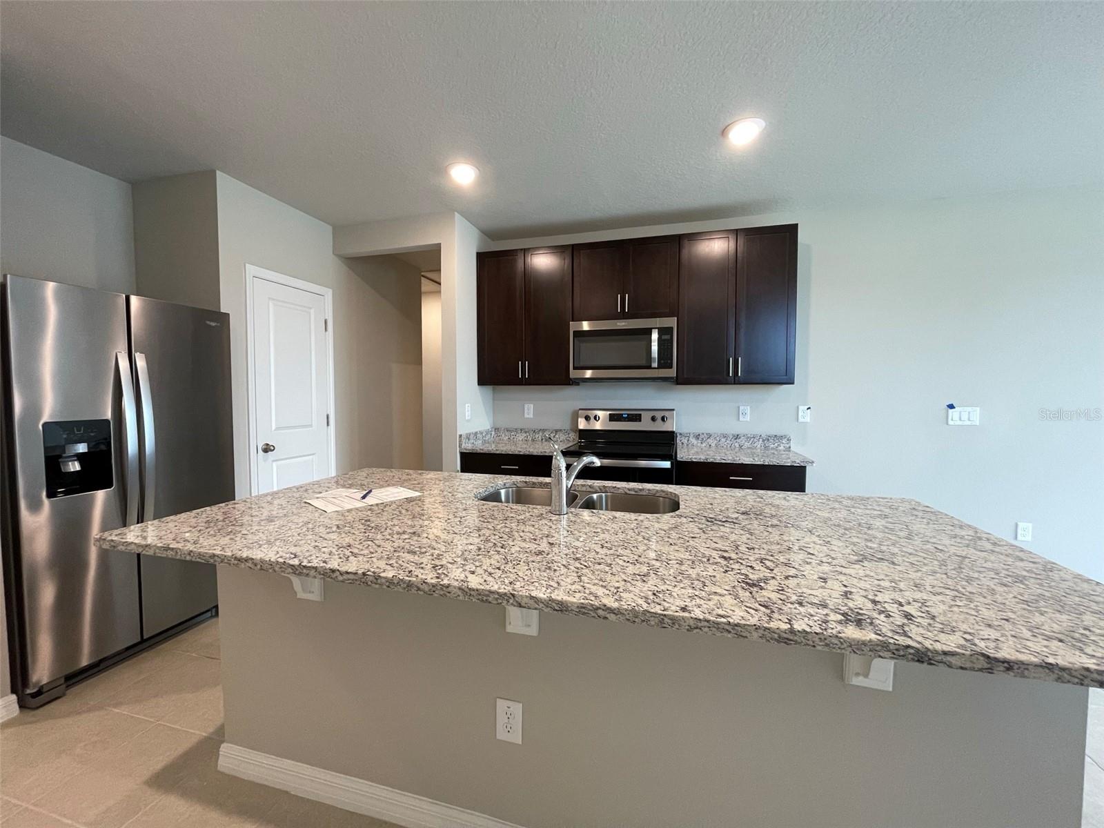 3158 FRESNO PL — photo 3
