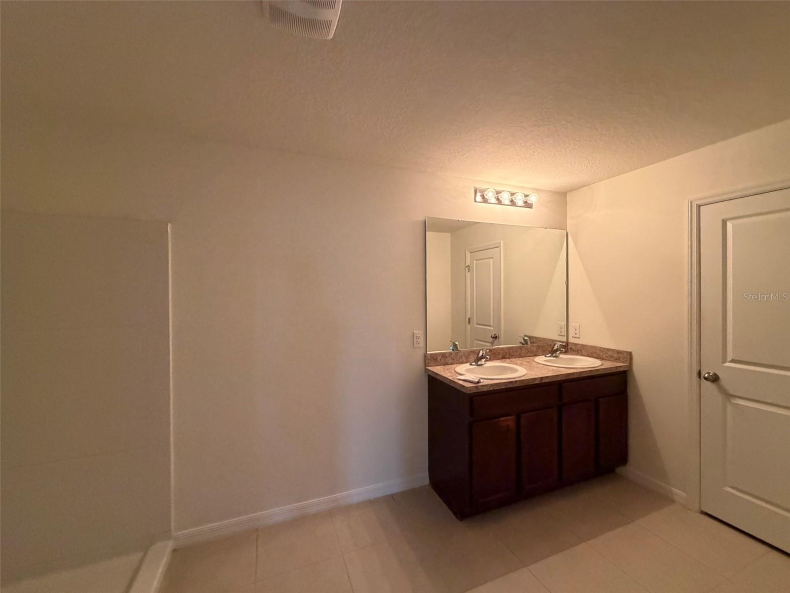 7557 TUSCAN BAY CIR — photo 14
