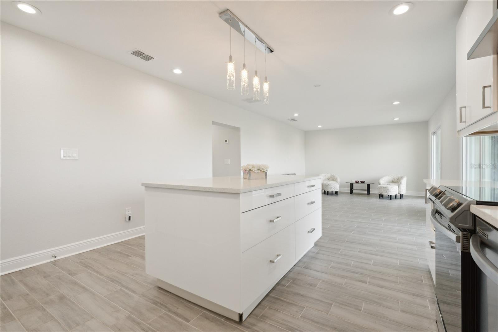 8829 BAY POINTE DR #206 — photo 5