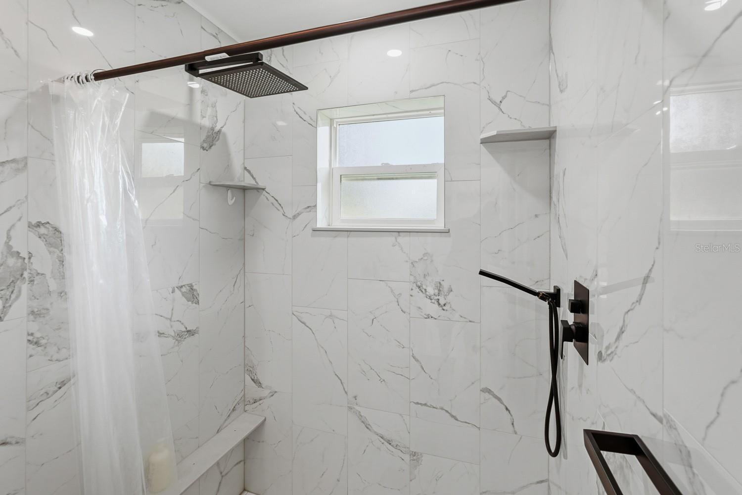 7570 CROCK AVE — photo 38