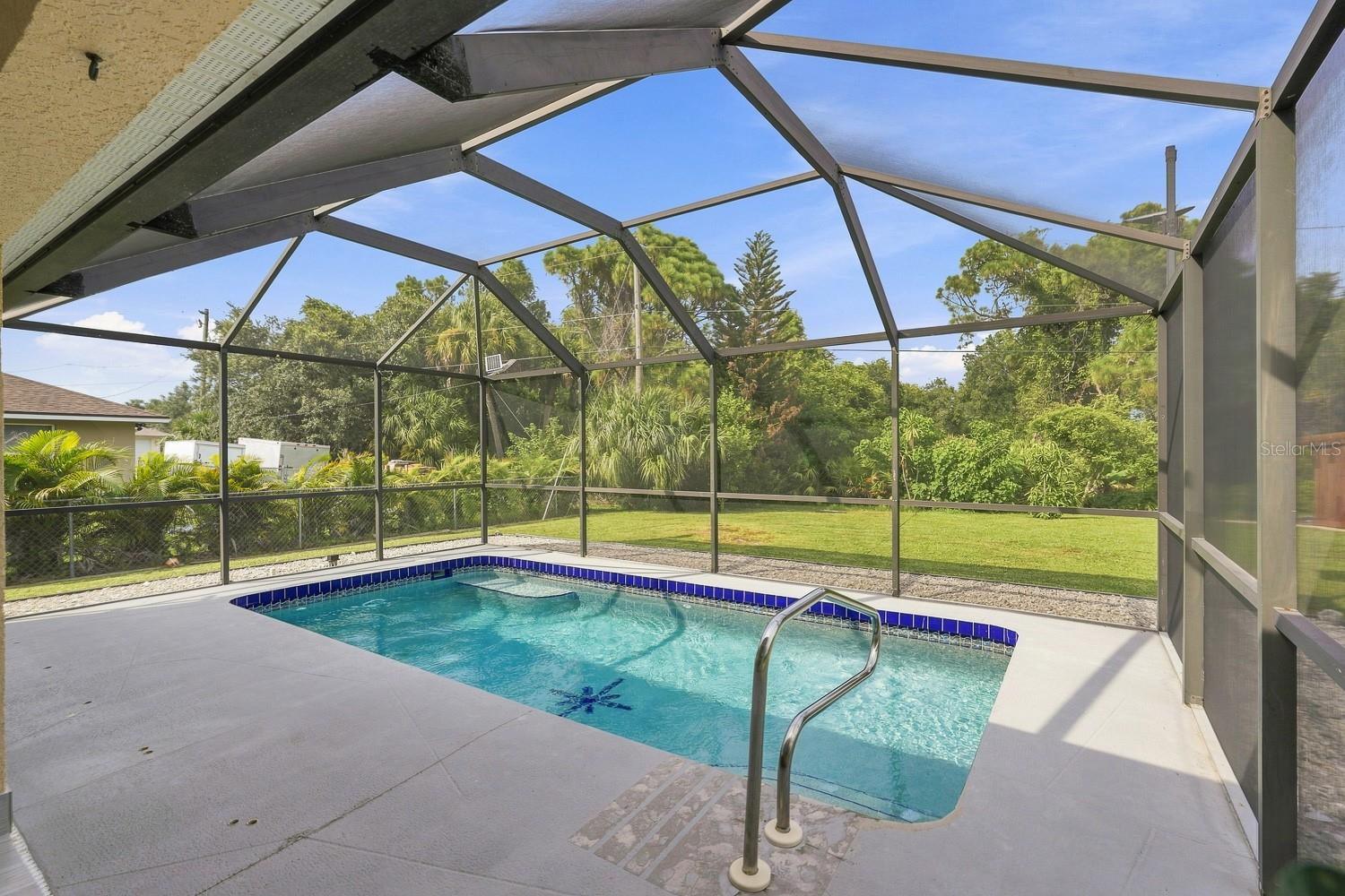 7570 CROCK AVE — photo 41