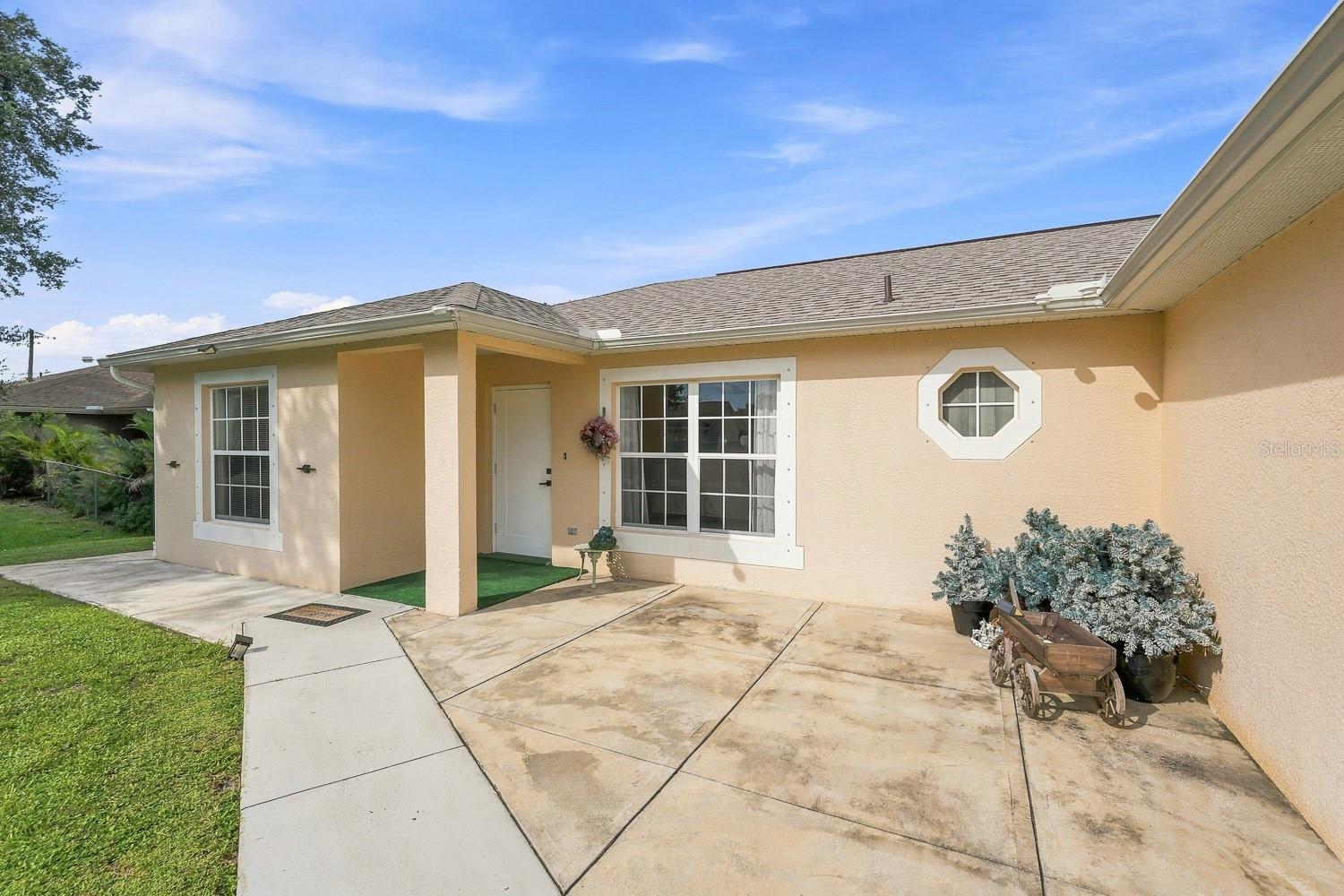 7570 CROCK AVE — photo 55