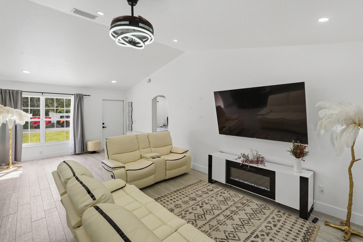 7570 CROCK AVE — photo 25