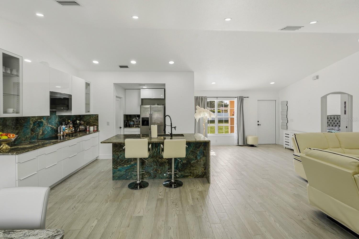 7570 CROCK AVE — photo 19