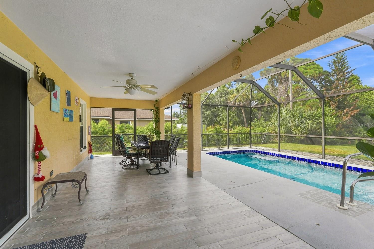 7570 CROCK AVE — photo 45