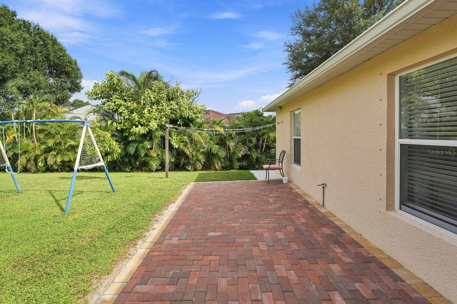 7570 CROCK AVE — photo 46