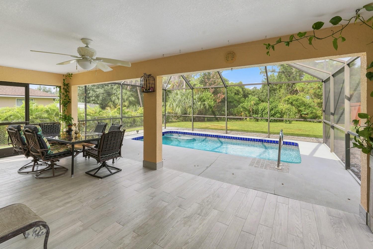 7570 CROCK AVE — photo 40