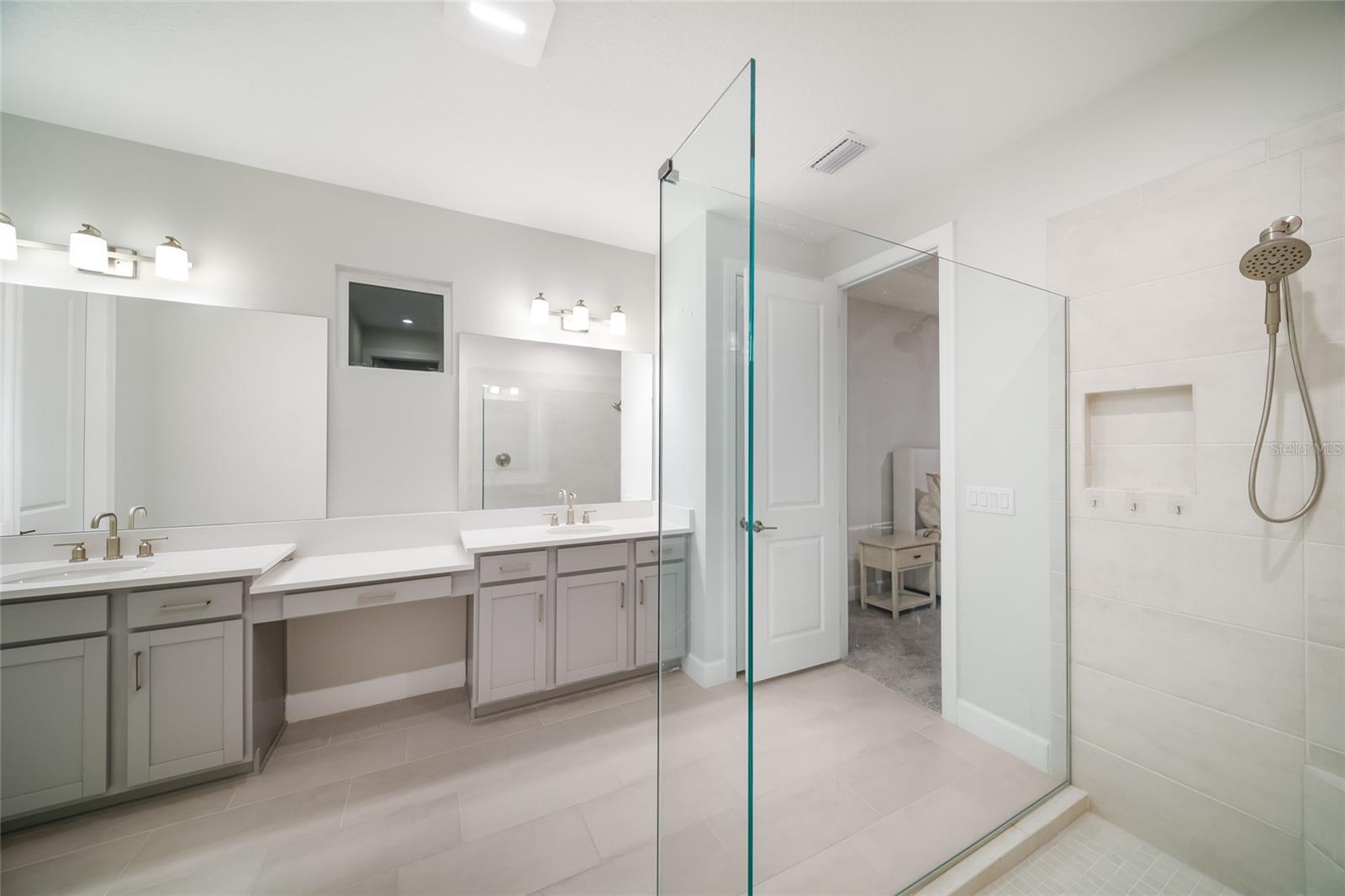 11112 DEVONBRIDGE DR — photo 19