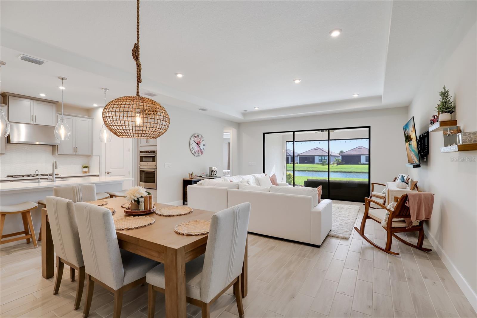 11112 DEVONBRIDGE DR — photo 33