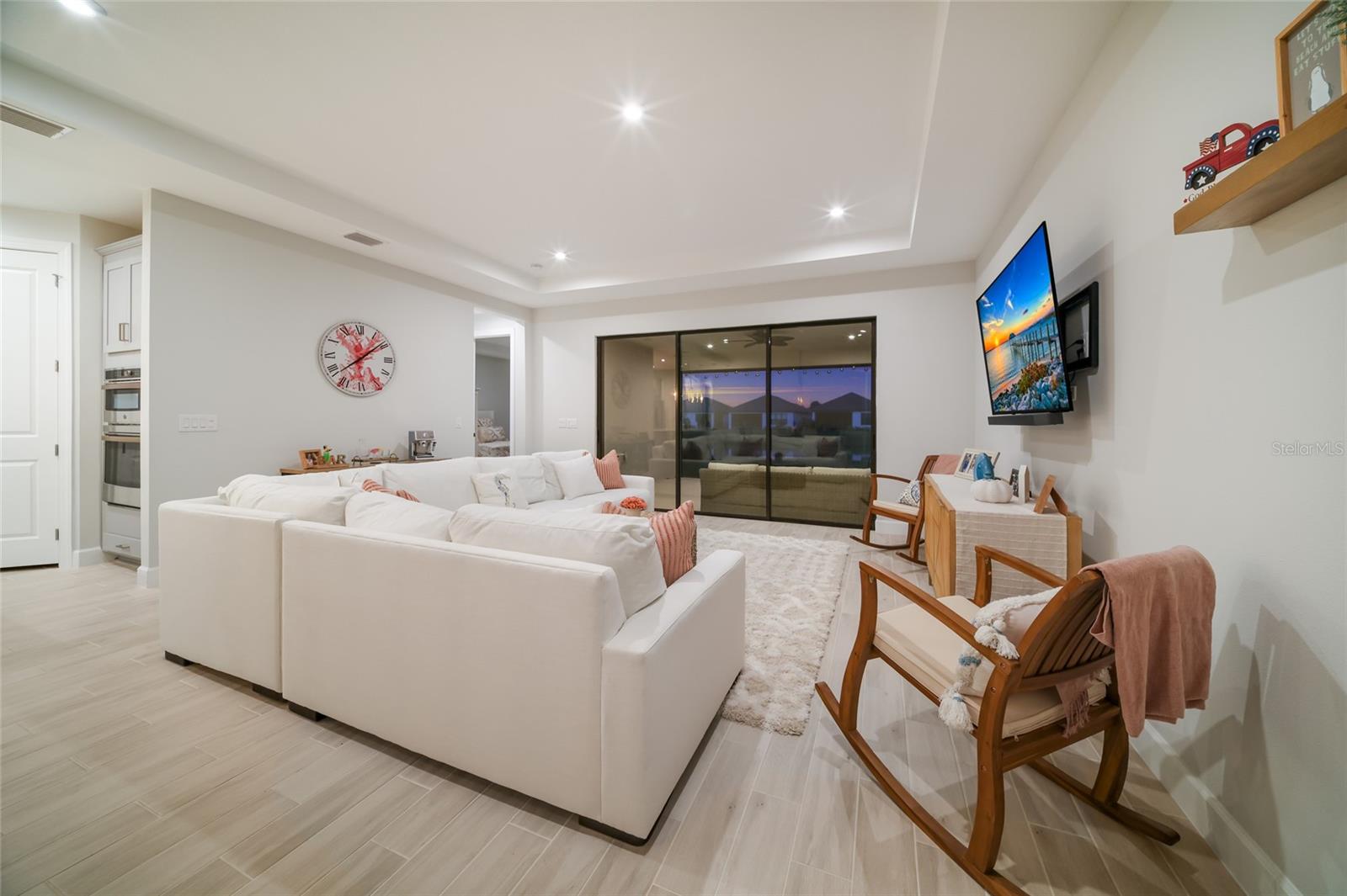 11112 DEVONBRIDGE DR — photo 11