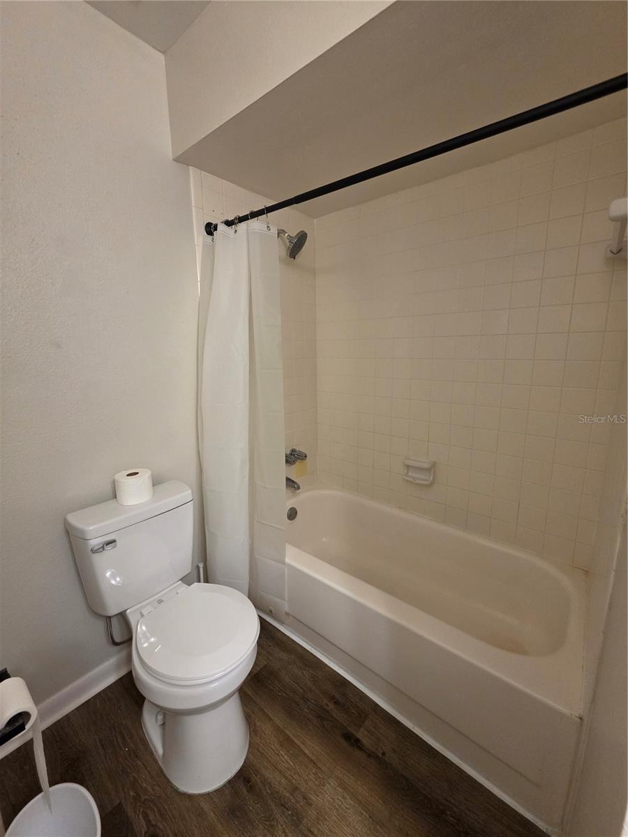 851 CREEKWAY CT — photo 24