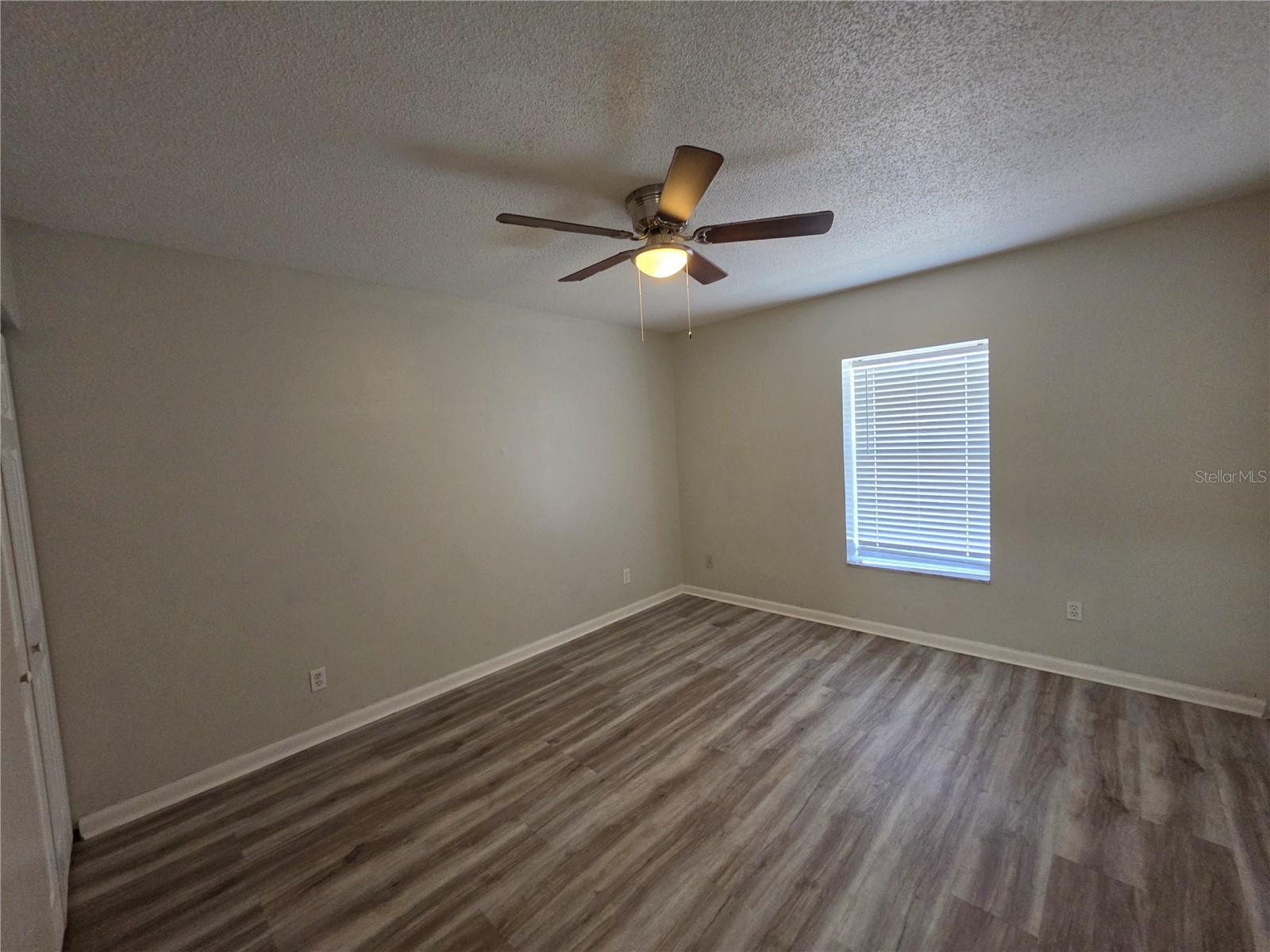 851 CREEKWAY CT — photo 26