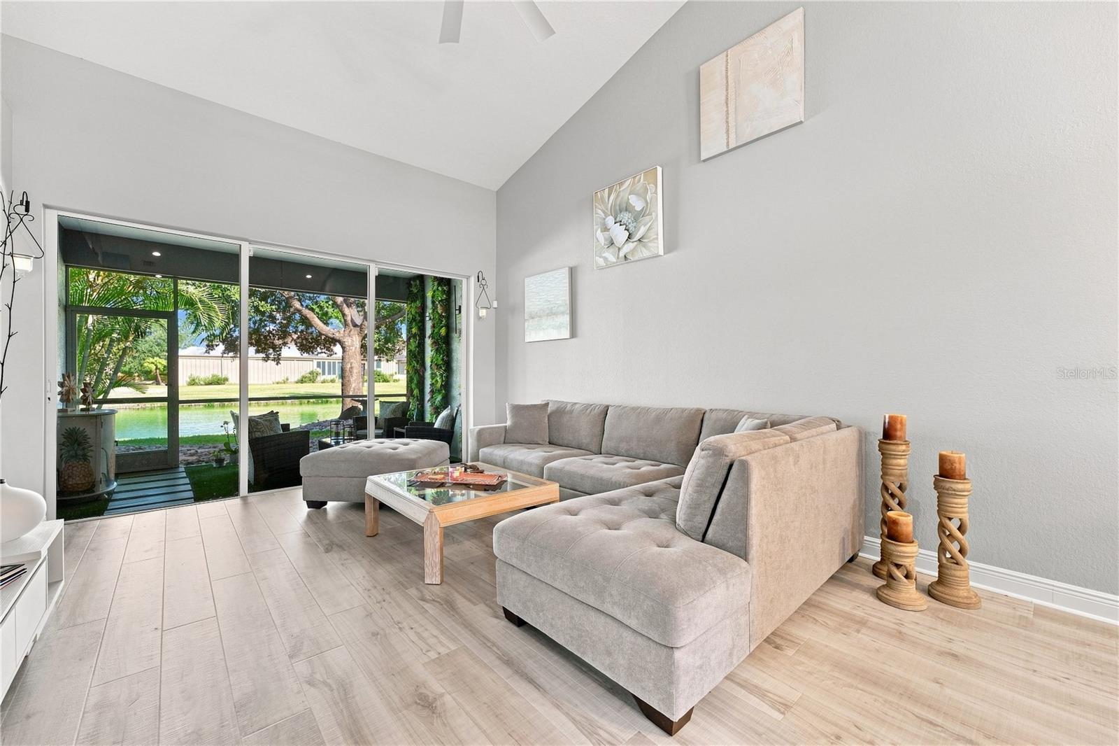 4361 TURNBERRY CIR — photo 4