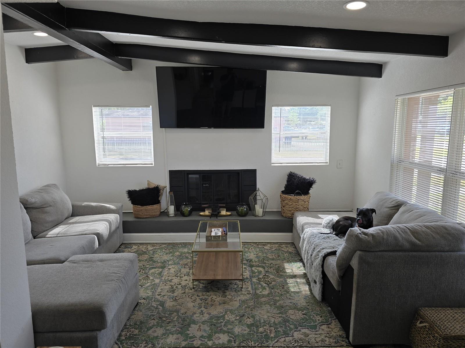 4301 W WISCONSIN AVE — photo 4