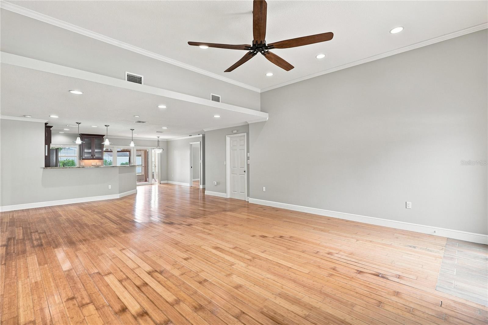 9500 118TH LN — photo 8