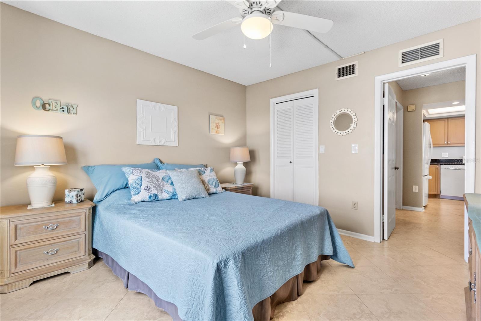 4900 BRITTANY DR S #1512 — photo 18