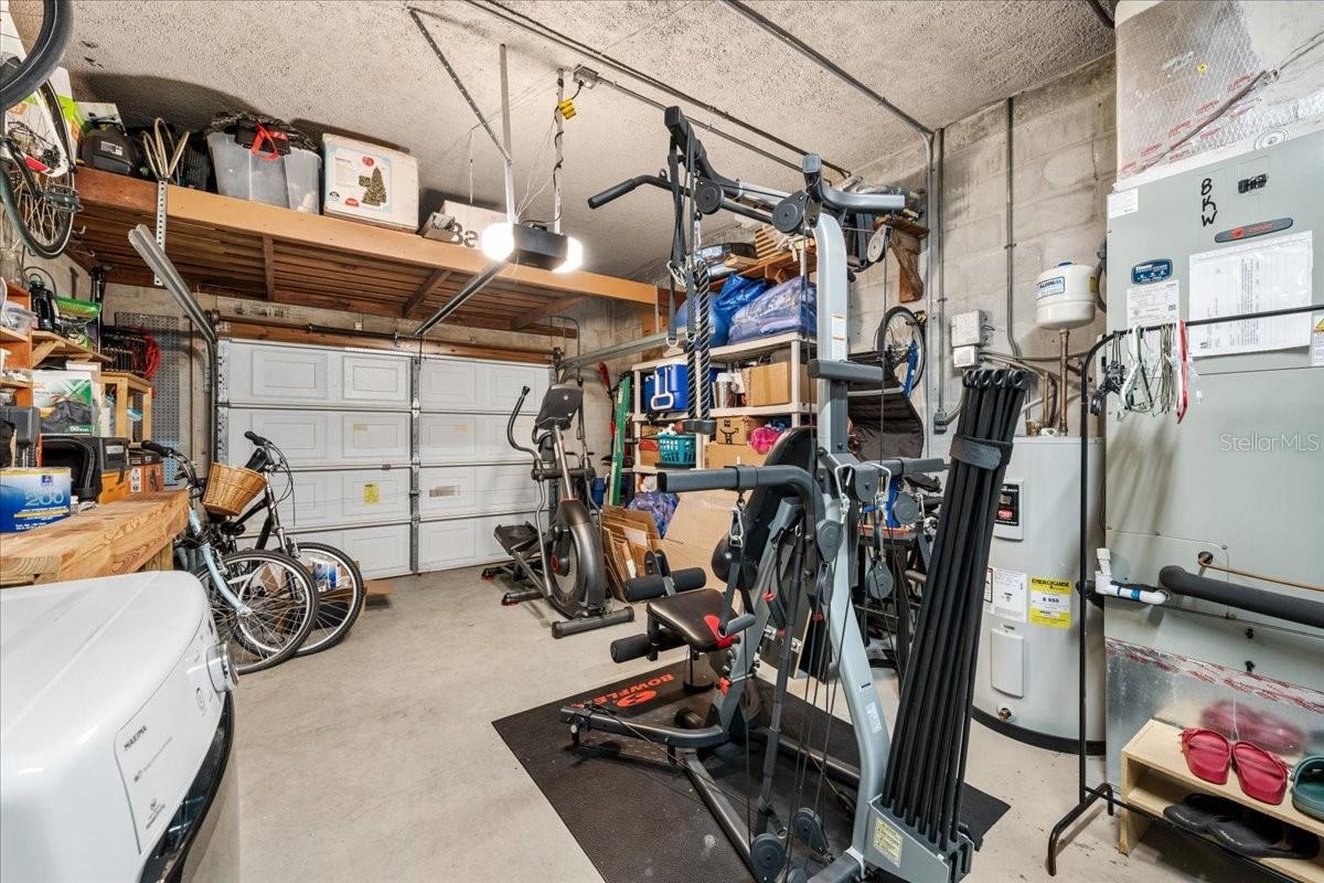 3528 FOSTER HILL DR N — photo 45