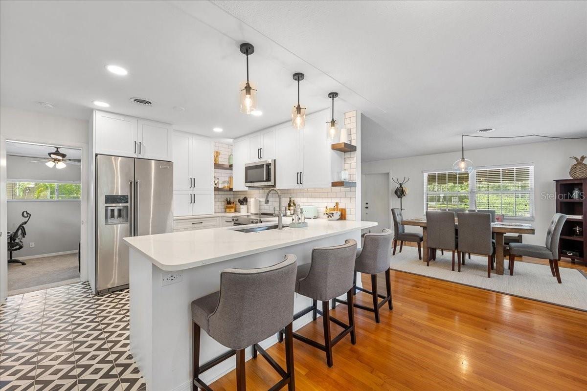 3528 FOSTER HILL DR N — photo 11