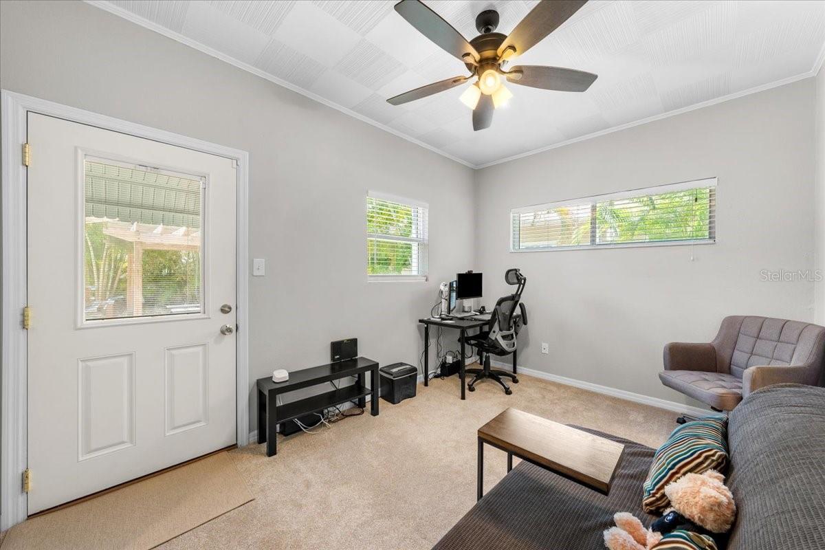3528 FOSTER HILL DR N — photo 24