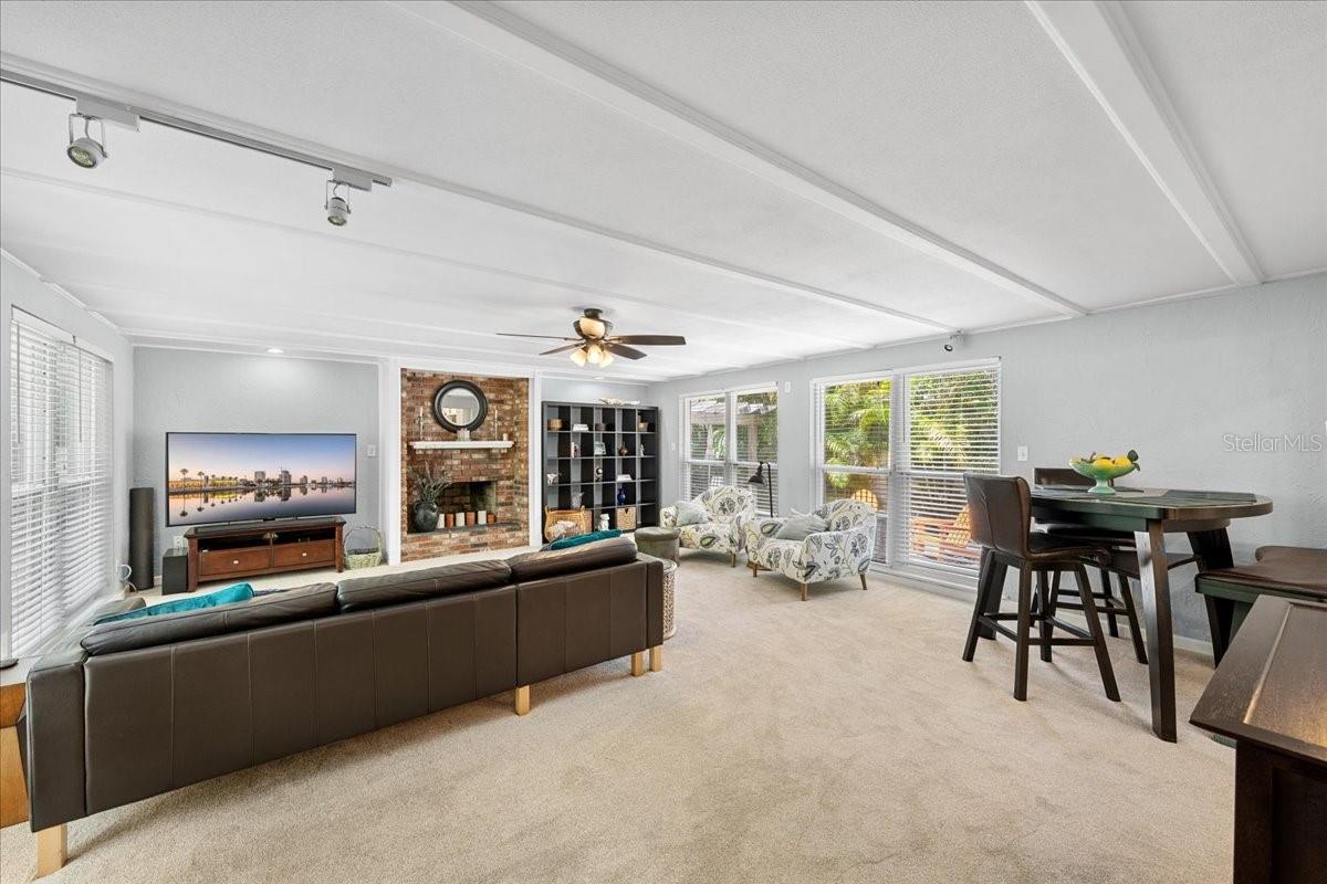 3528 FOSTER HILL DR N — photo 17