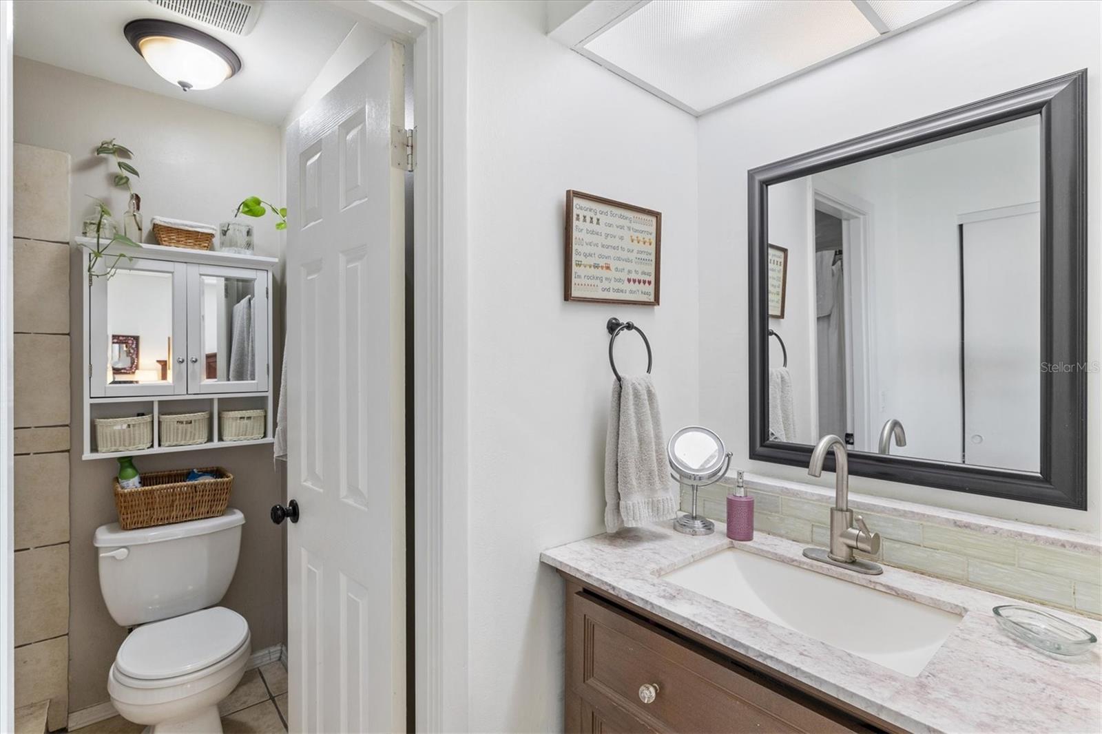 903 BYRON LN — photo 23
