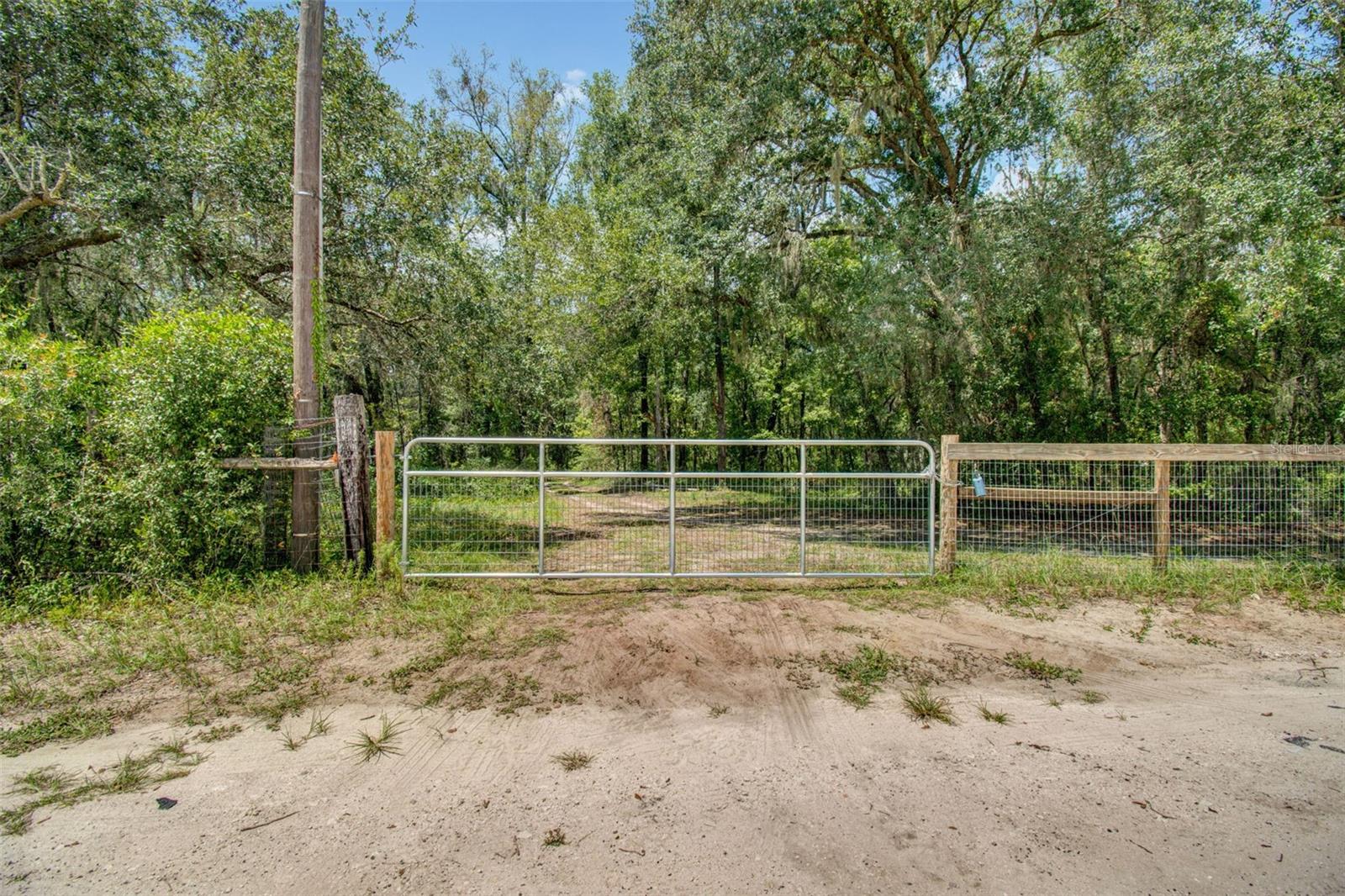 21835 VALHALLA WAY — photo 17