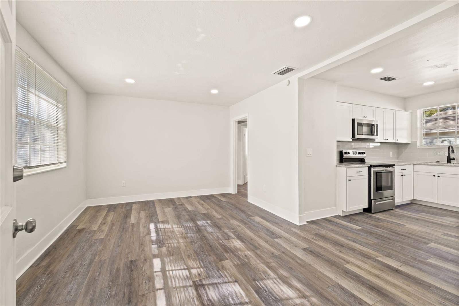 3817 W BAY TO BAY BLVD — photo 5