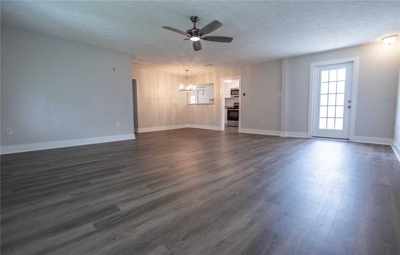 4710 W PRICE AVE — photo 3