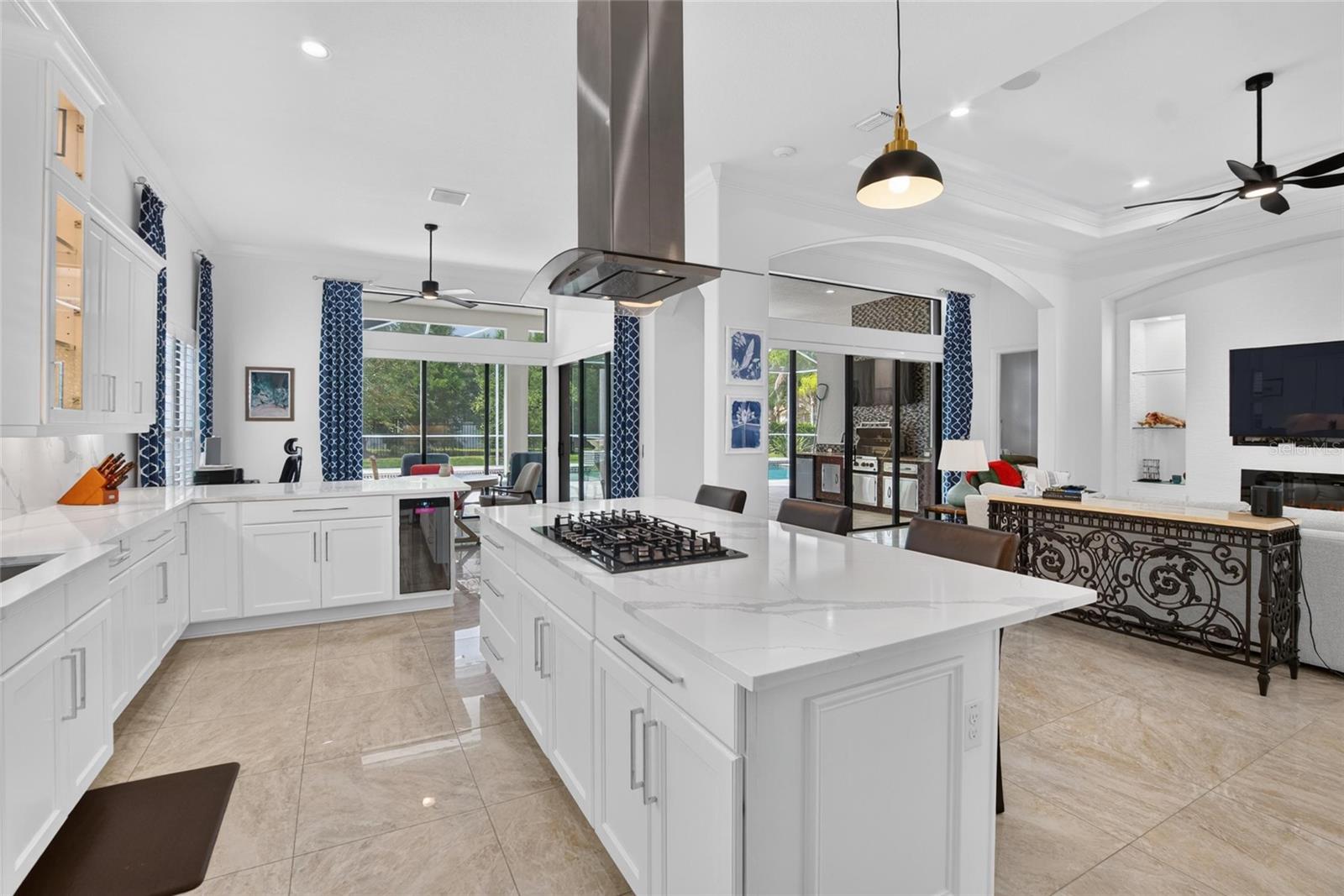 8467 DUNHAM STATION DR — photo 15