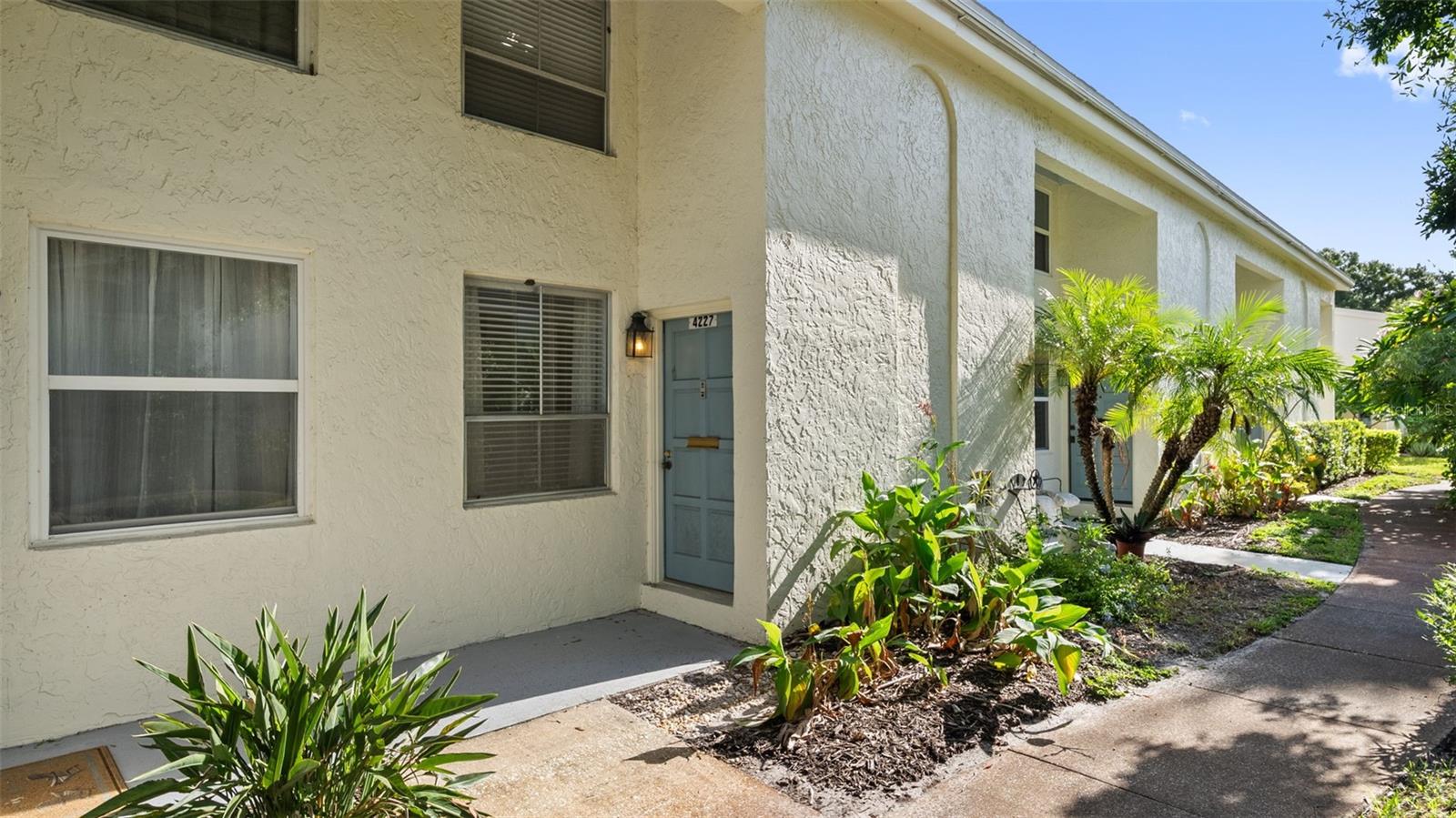4227 LA PALMA CT — photo 39
