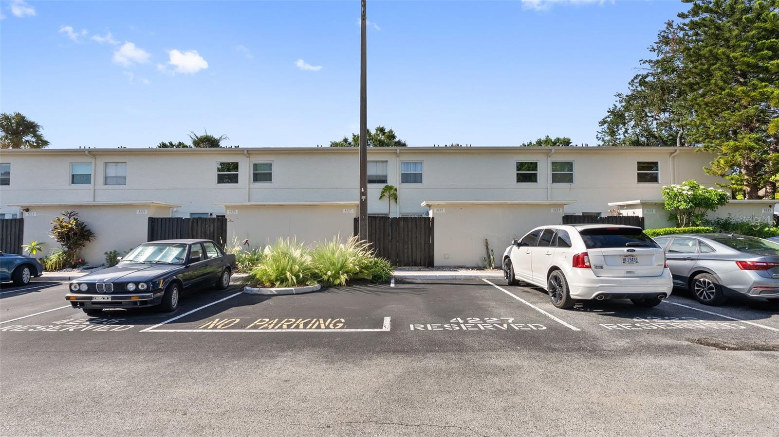 4227 LA PALMA CT — photo 19