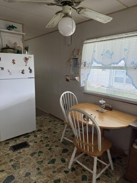 39507 ROCKFORD AVE — photo 5