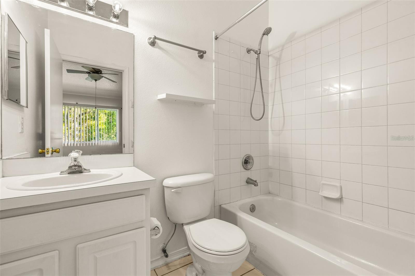 1237 KENNEWICK CT — photo 3