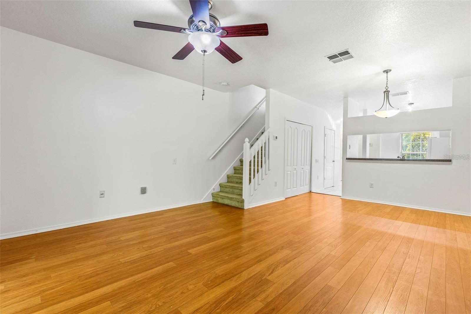 1237 KENNEWICK CT — photo 14