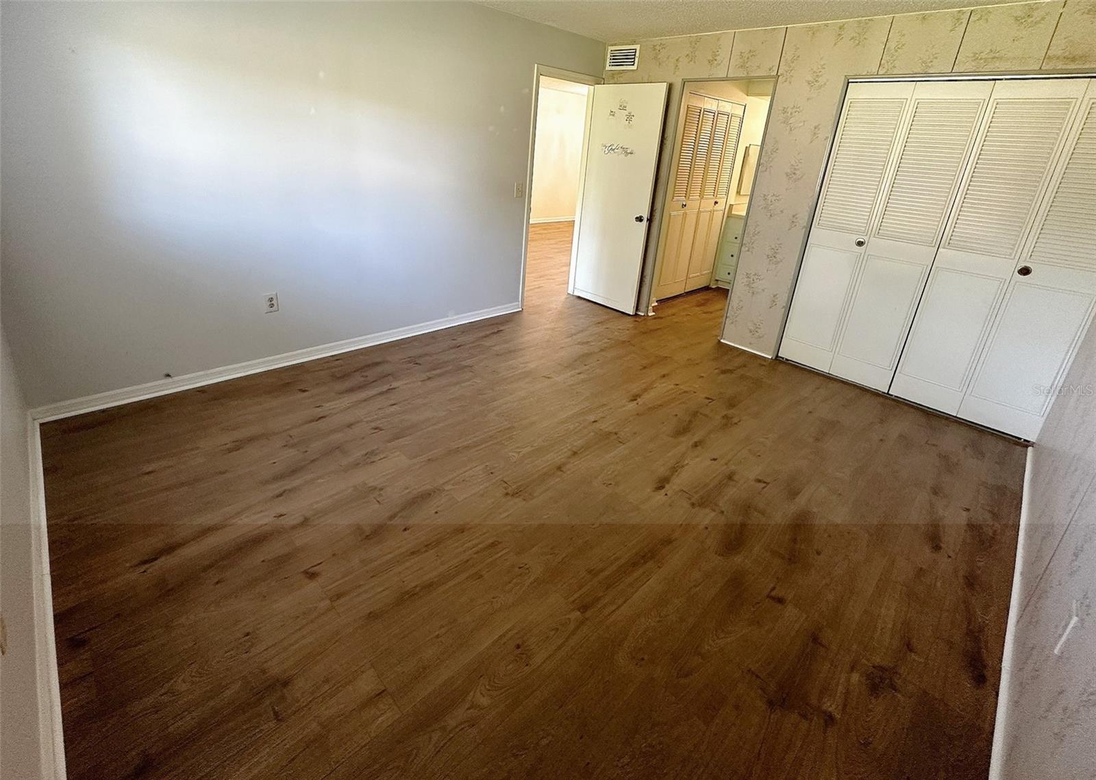 1279 MISSION HILLS BLVD — photo 10