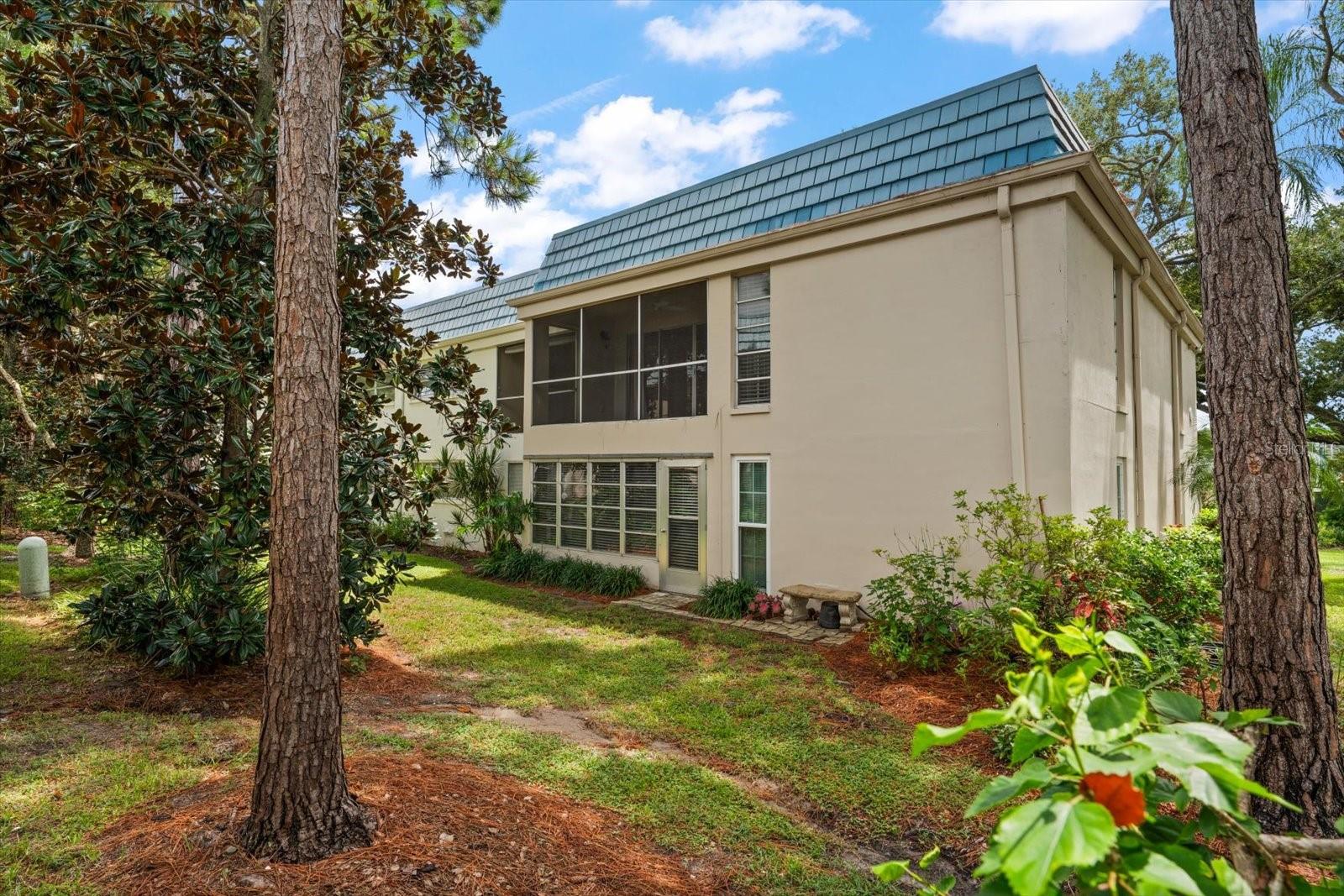 1975 W BAY DR #109 — photo 43