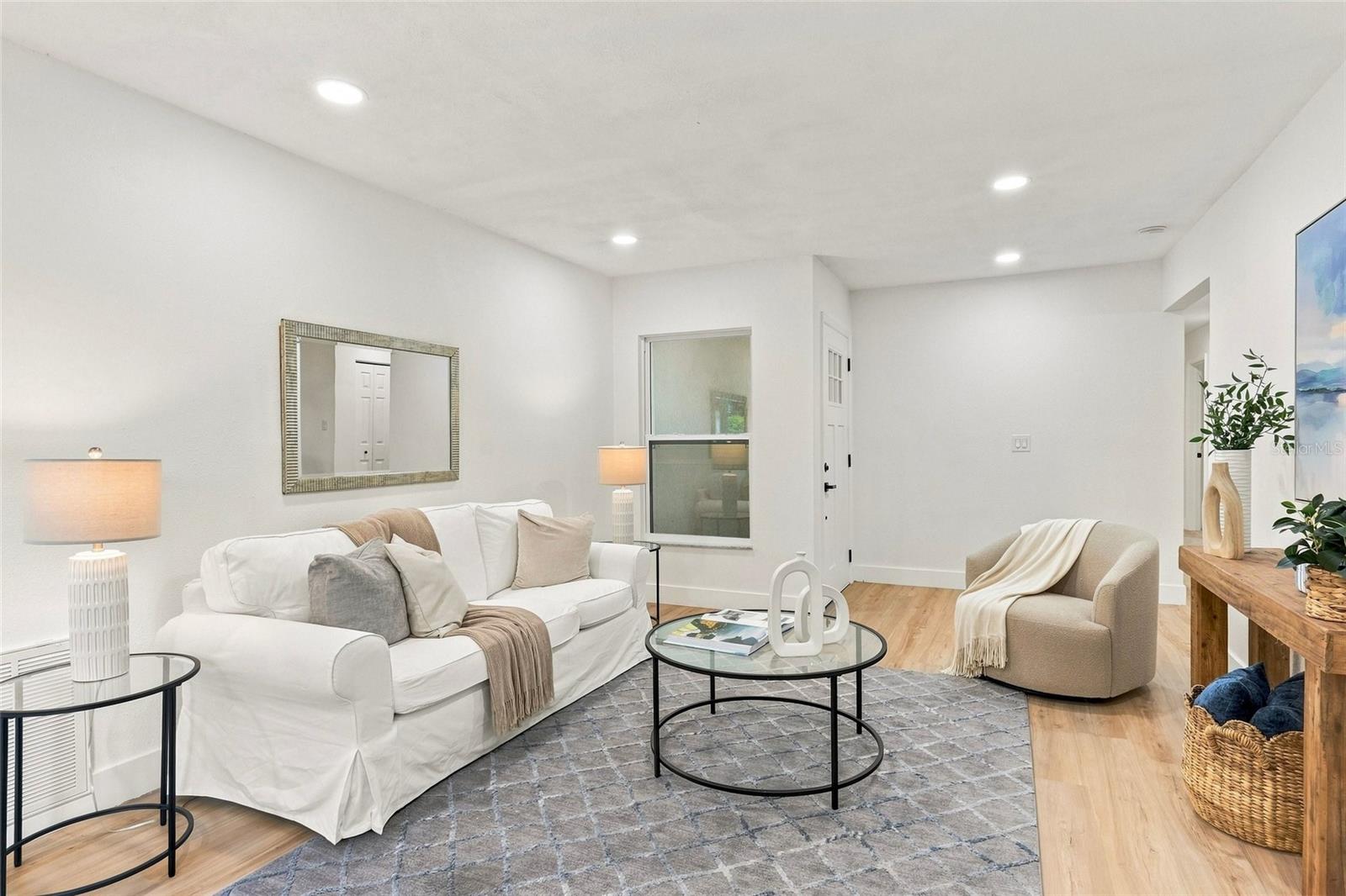 607 WILLOW CT — photo 5