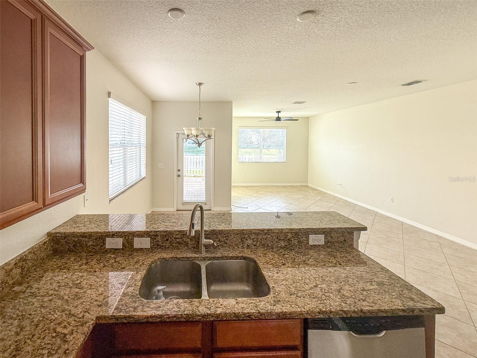 13715 ROSETTE RD — photo 5