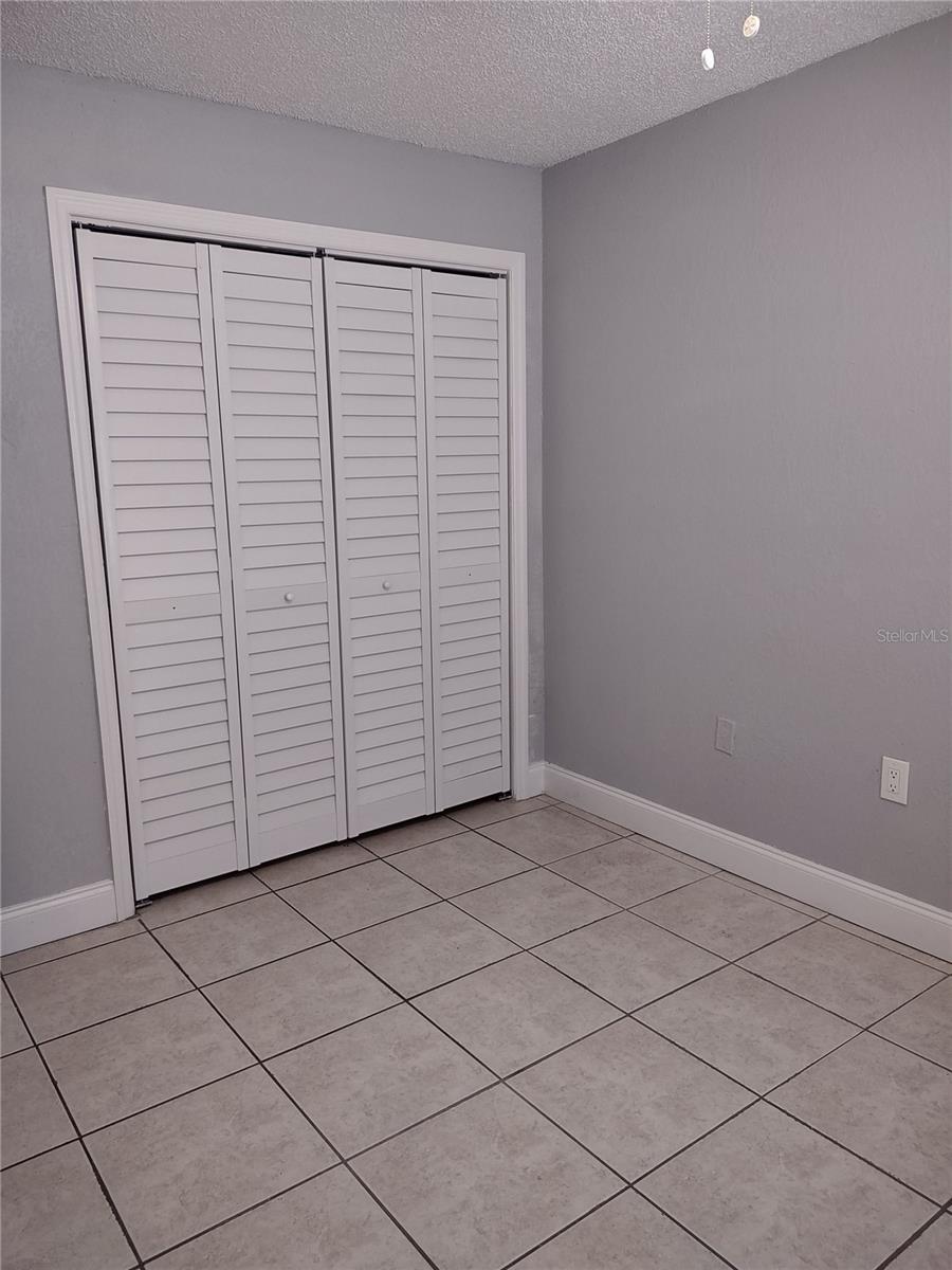 5716 N LINCOLN AVE #C — photo 8