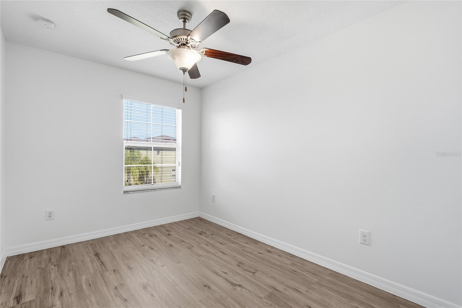 12942 UTOPIA GARDENS WAY — photo 33