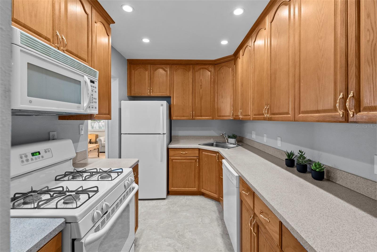 3823 W TACON ST — photo 15