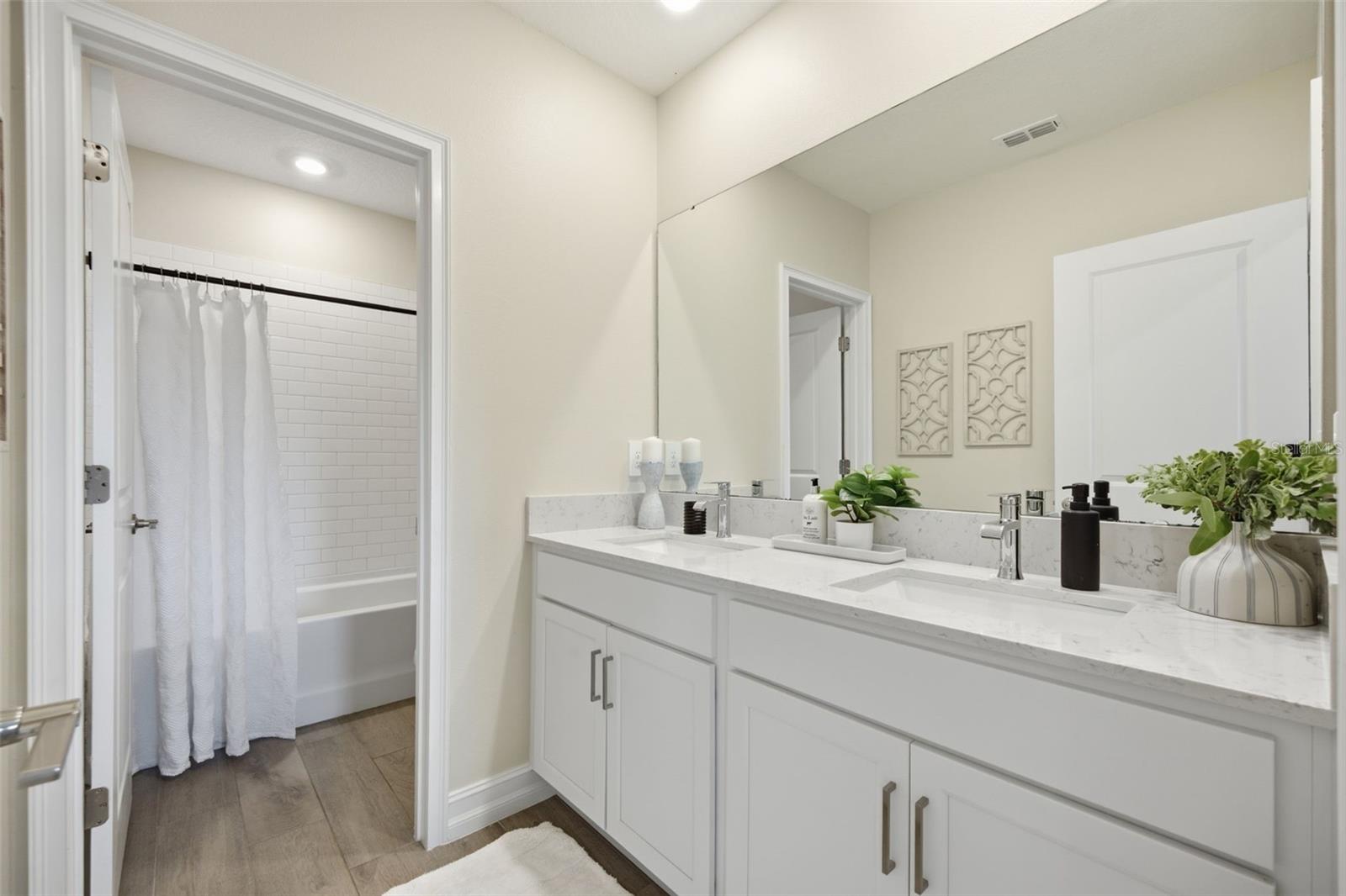 18330 SERENE LAKE LOOP — photo 34