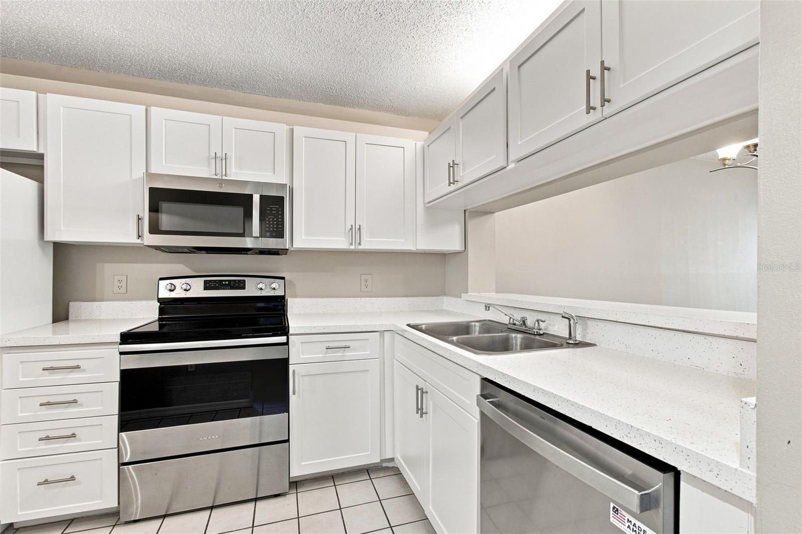 2424 W TAMPA BAY BLVD #L404 — photo 8