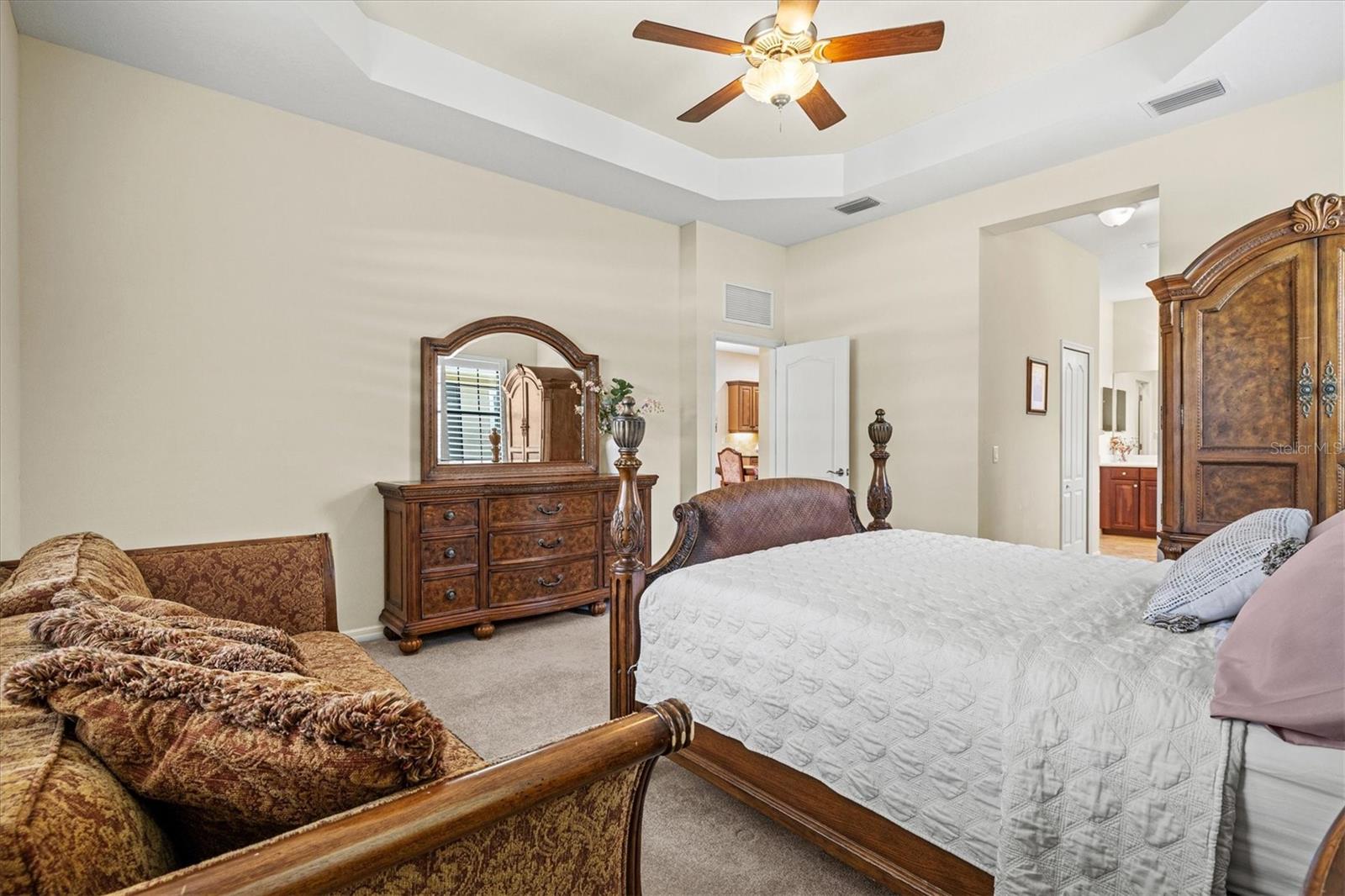 7118 WESTHILL CT — photo 37