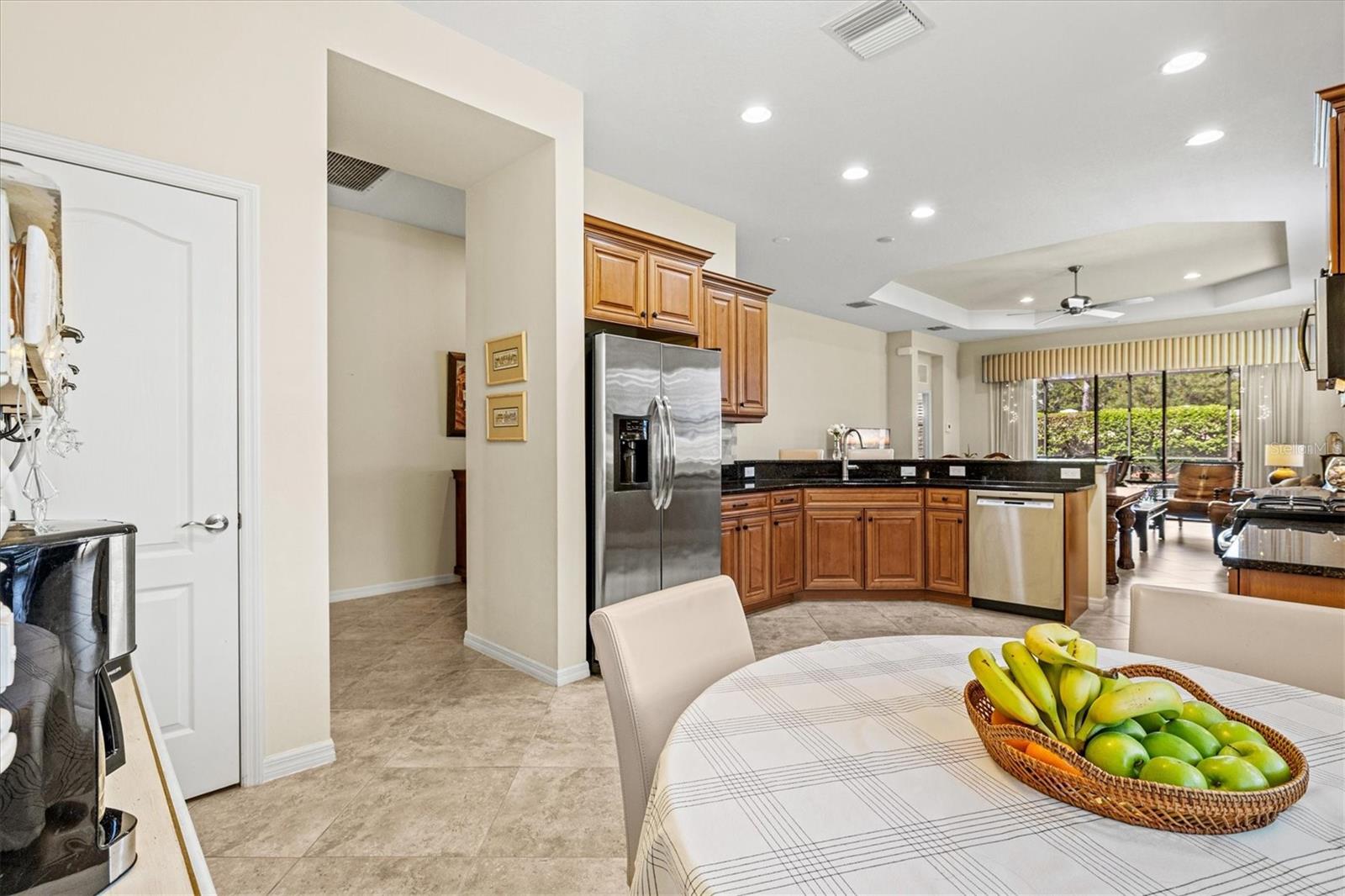 7118 WESTHILL CT — photo 32