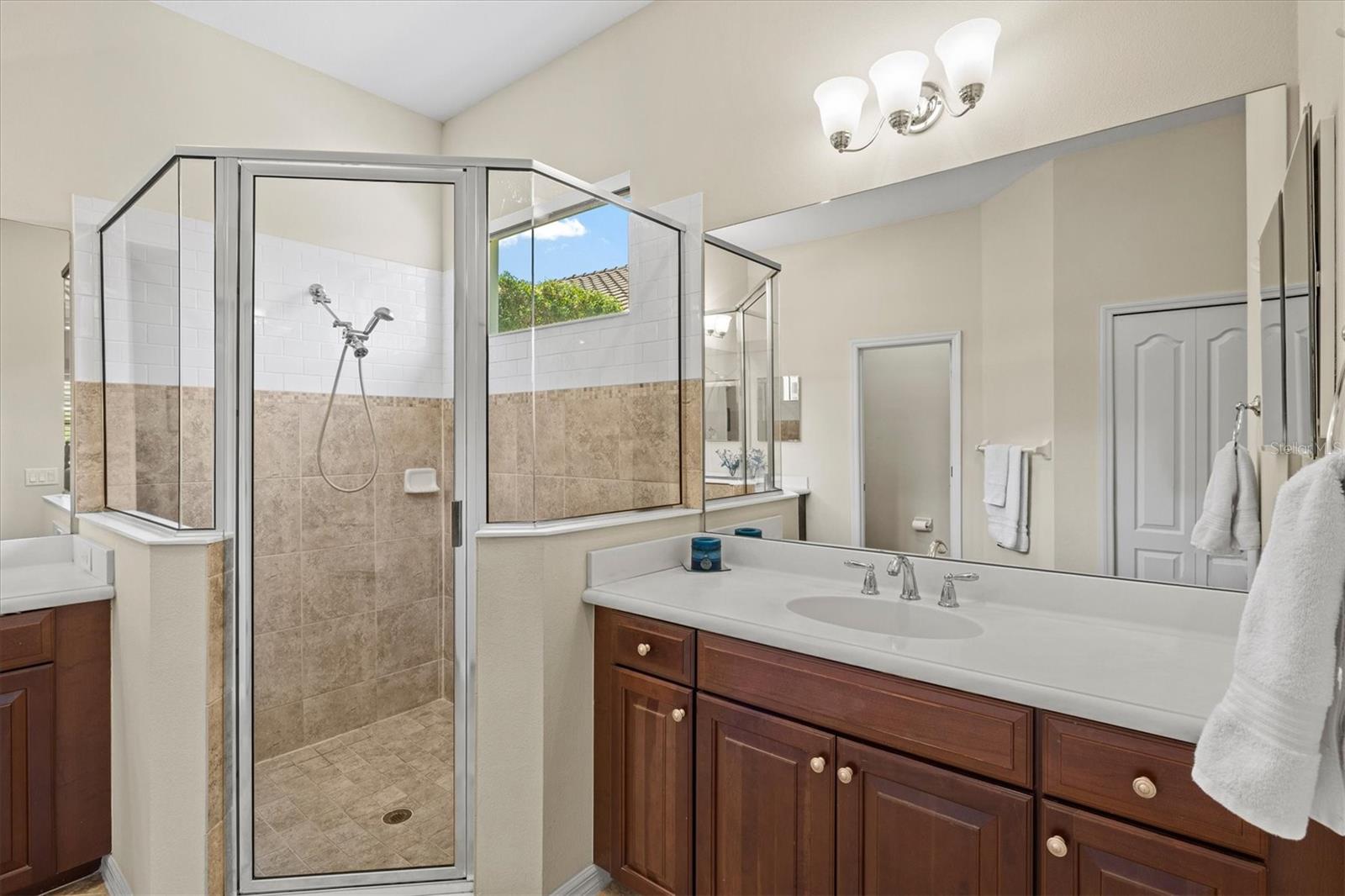 7118 WESTHILL CT — photo 40