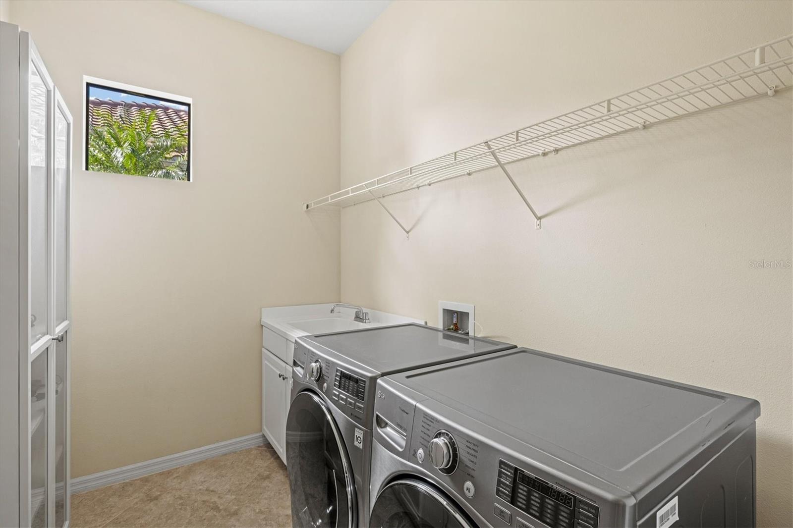 7118 WESTHILL CT — photo 48