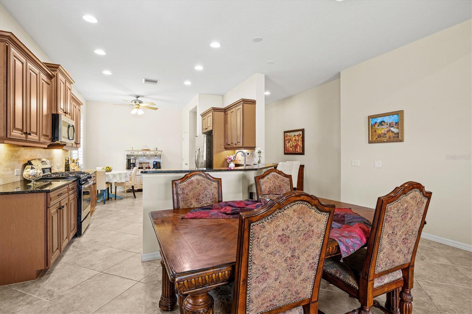7118 WESTHILL CT — photo 14