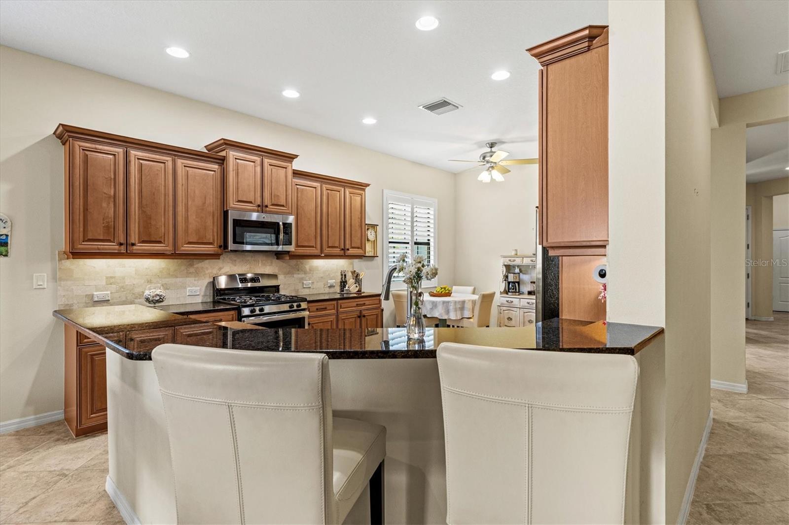 7118 WESTHILL CT — photo 21