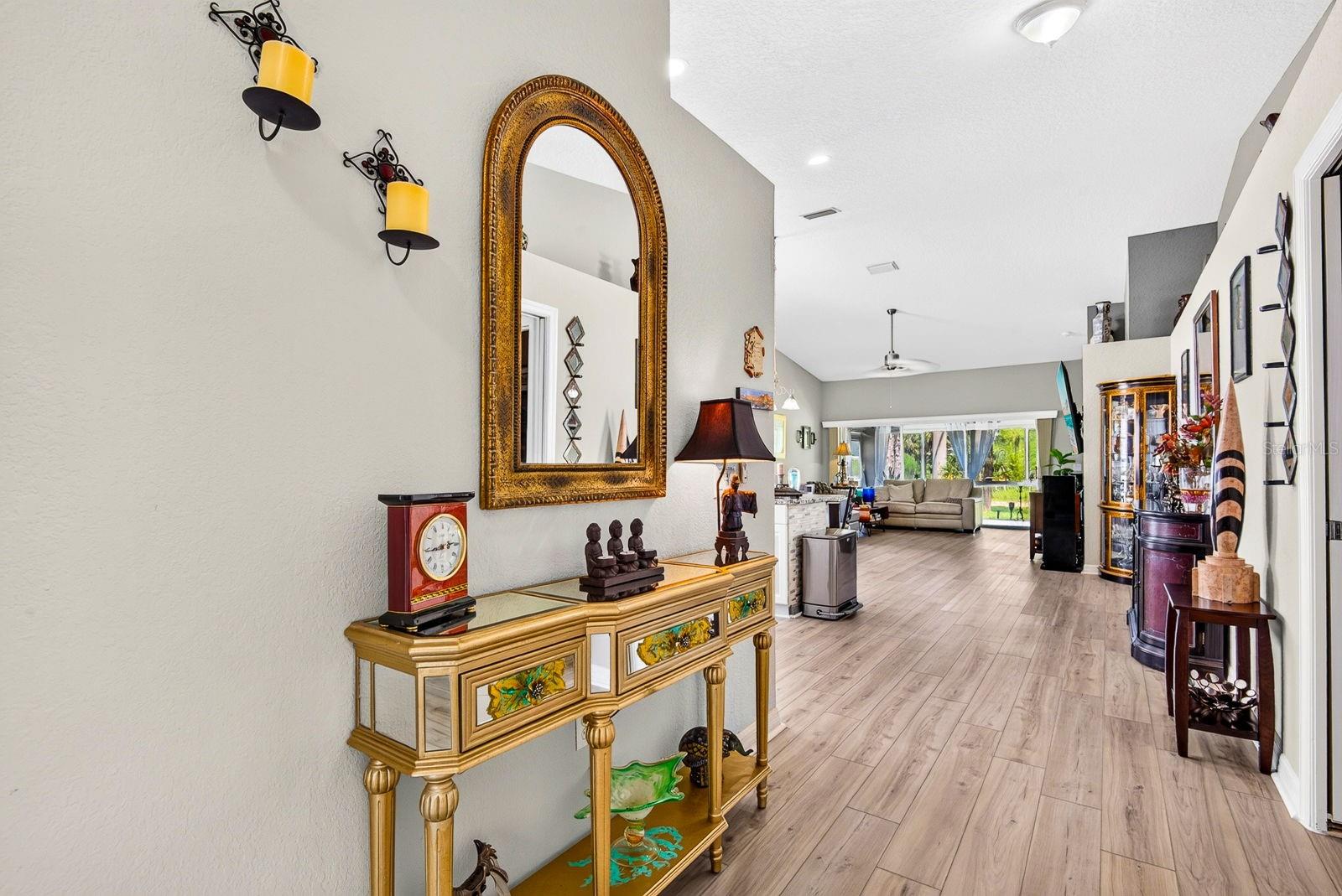 7124 MELROSE PL — photo 4
